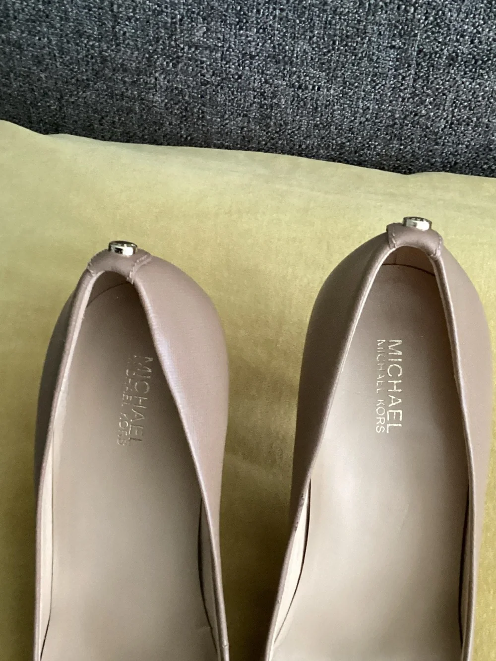Michael Kors Dorothy Nude Pointed-Toe Pumps